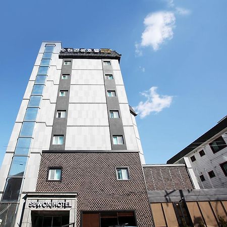 New Suwon Hotel Exterior foto