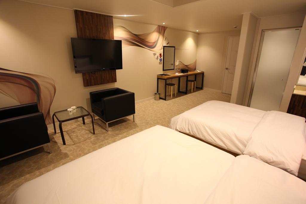New Suwon Hotel Exterior foto